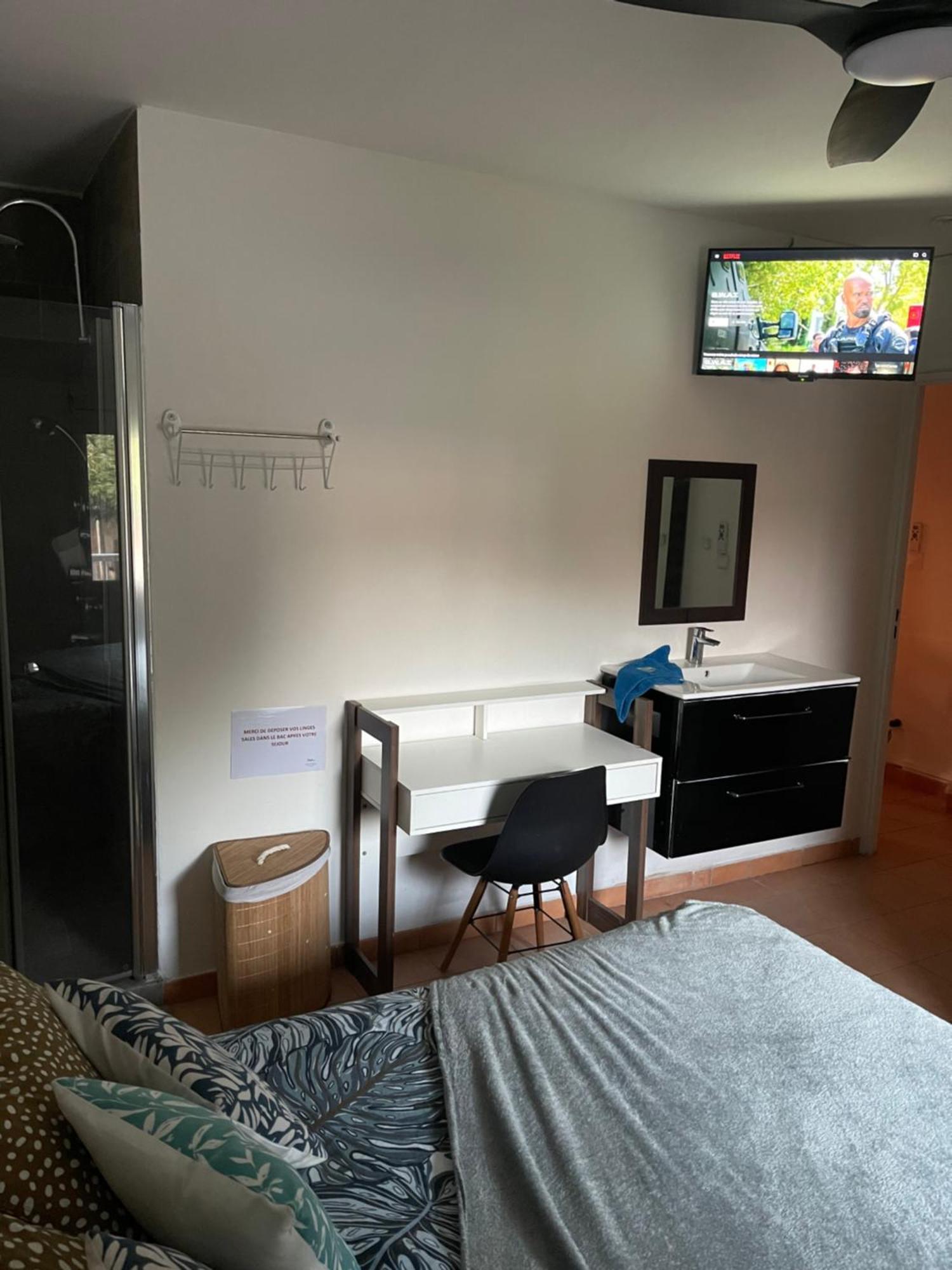 Casa Coliving Avec Chambre Salle De Bain Individuelles Privatives Saint Pierre Luaran gambar